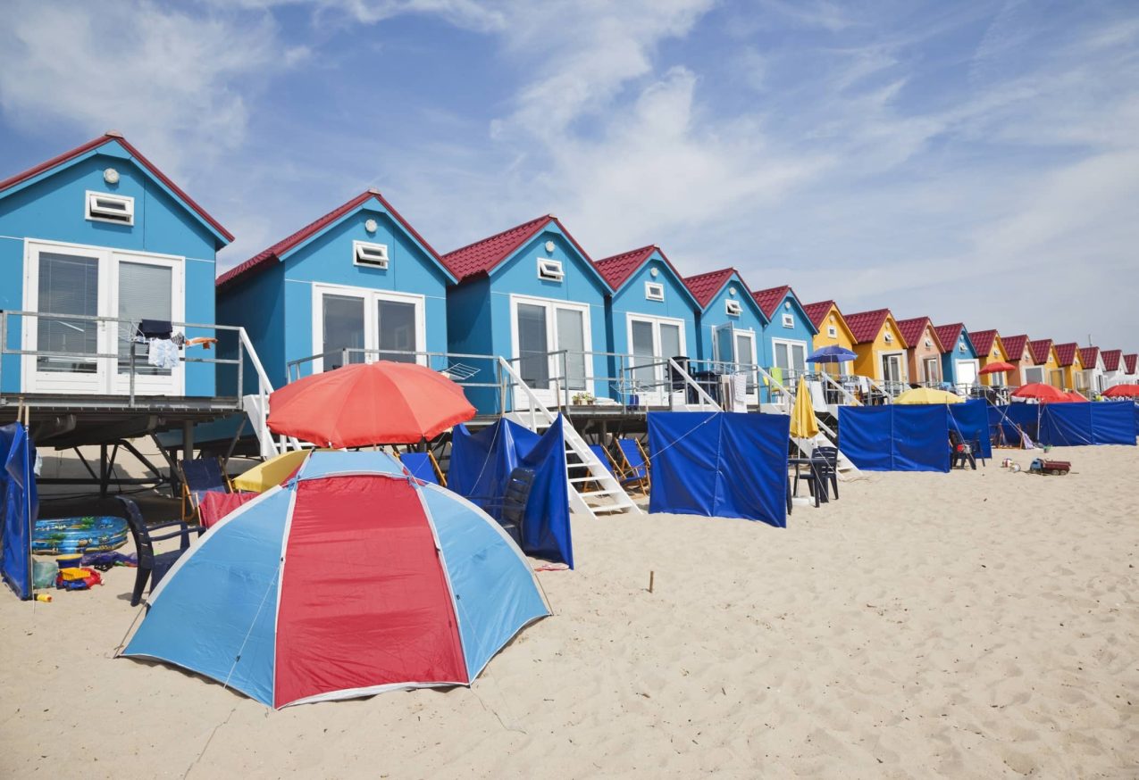 Slapen Op Het Strand: strandhuisjes